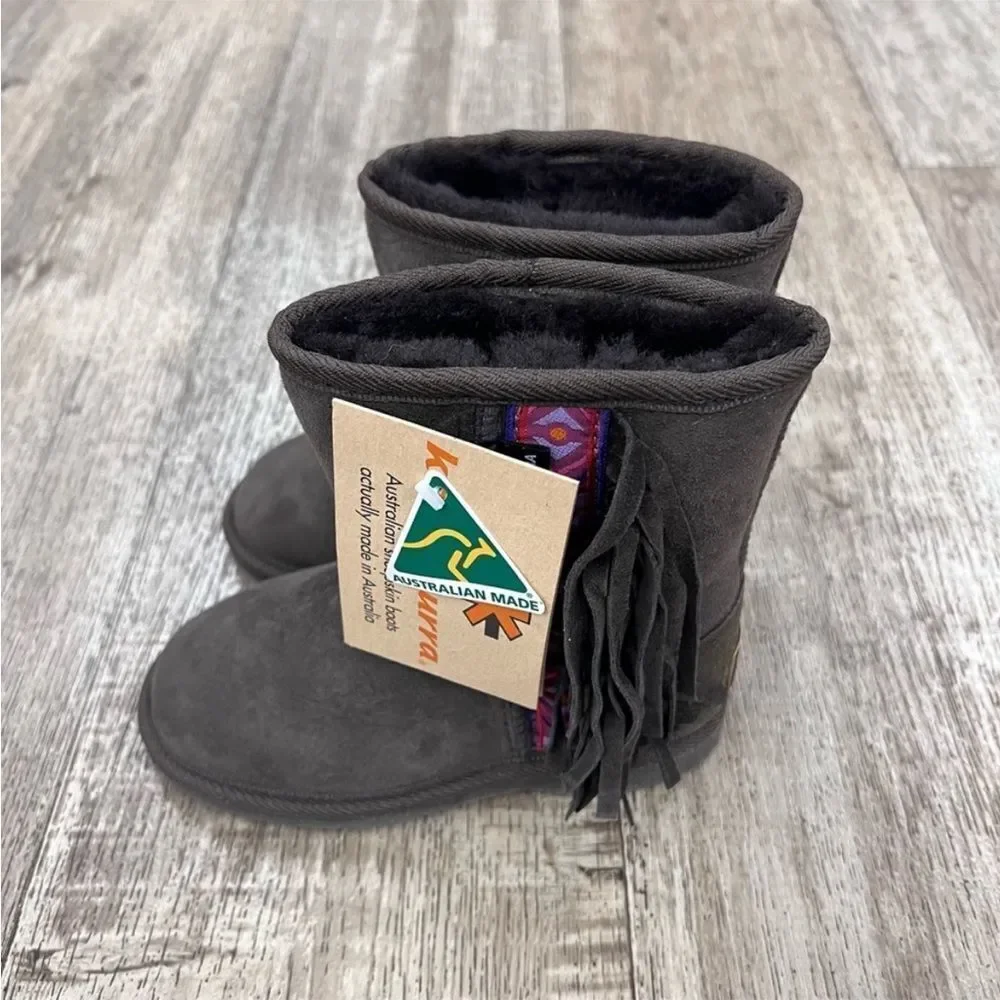 𝅺UGG Koolaburra Kids Side Fringe Boots